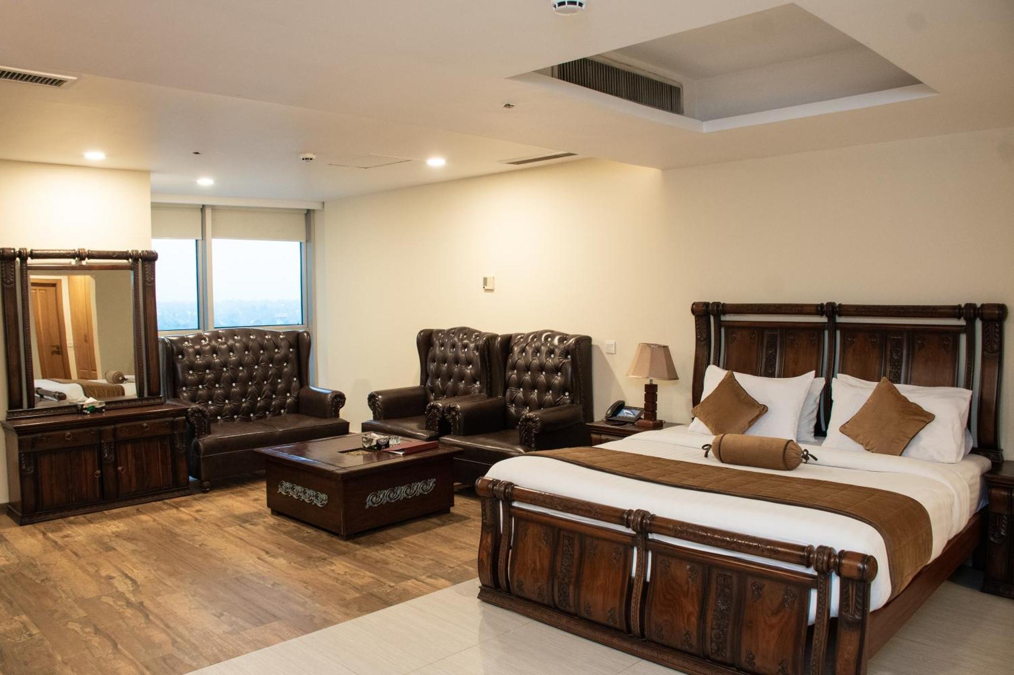 Centaurus Hotel Suites Iszlámábád Kültér fotó
