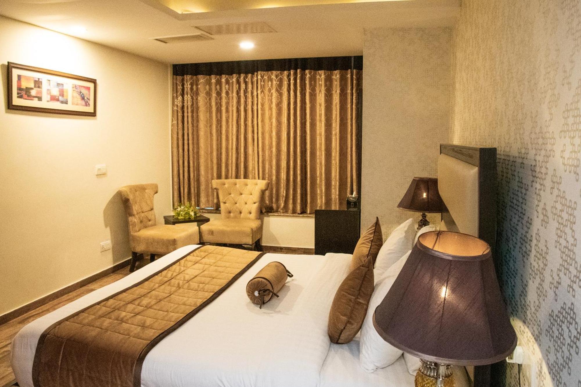 Centaurus Hotel Suites Iszlámábád Kültér fotó