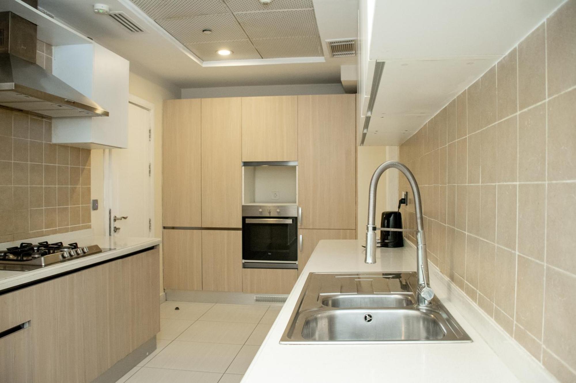 Centaurus Hotel Suites Iszlámábád Kültér fotó