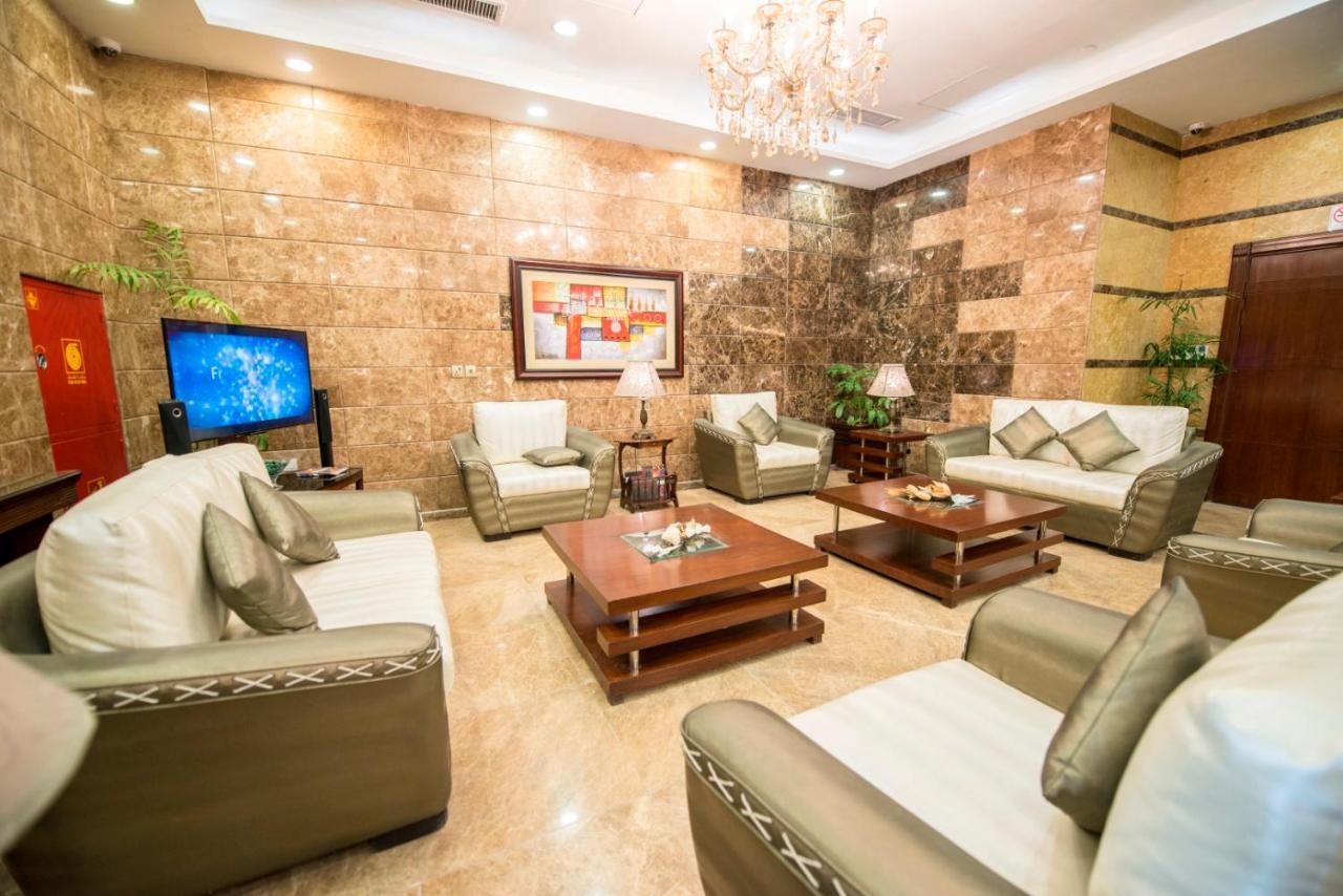 Centaurus Hotel Suites Iszlámábád Kültér fotó